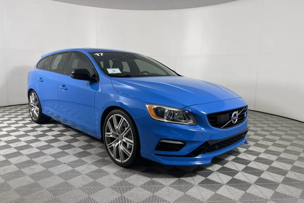 2017 Volvo V60 Polestar AWD photo 1
