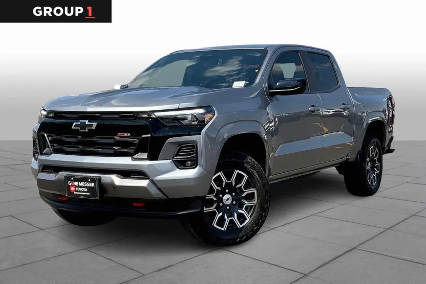 2024 Chevrolet Colorado Z71 photo 1