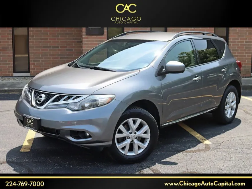 2013 Nissan Murano SV photo 1