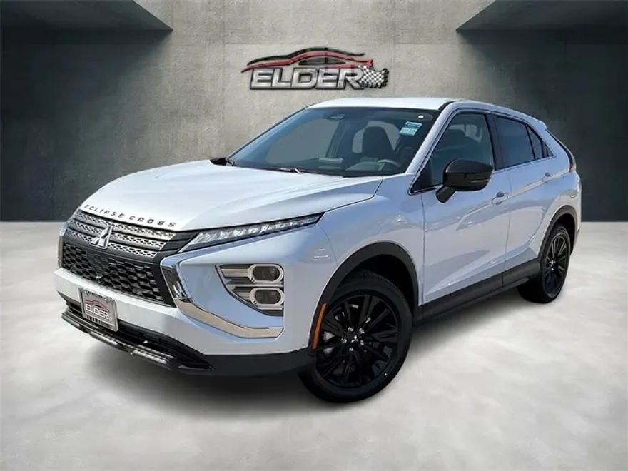 2025 Mitsubishi Eclipse Cross LE photo 1