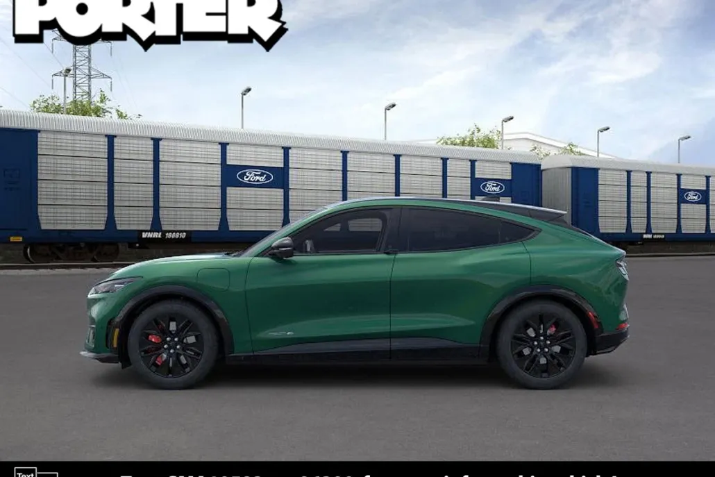 2025 Ford Mustang Mach-E Premium photo 1