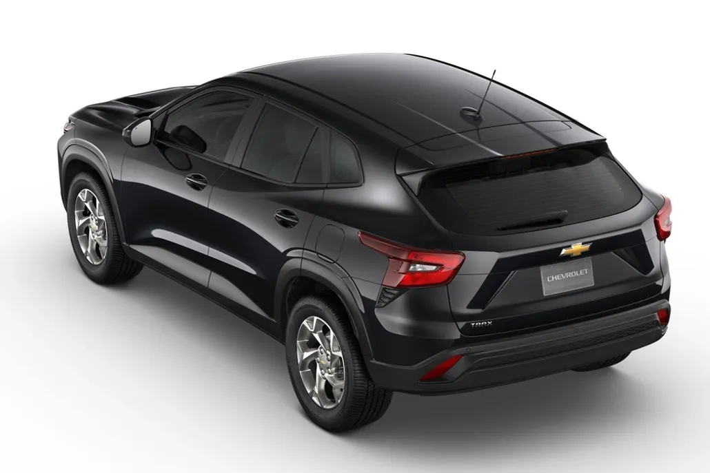 2026 Chevrolet Trax LS photo 1