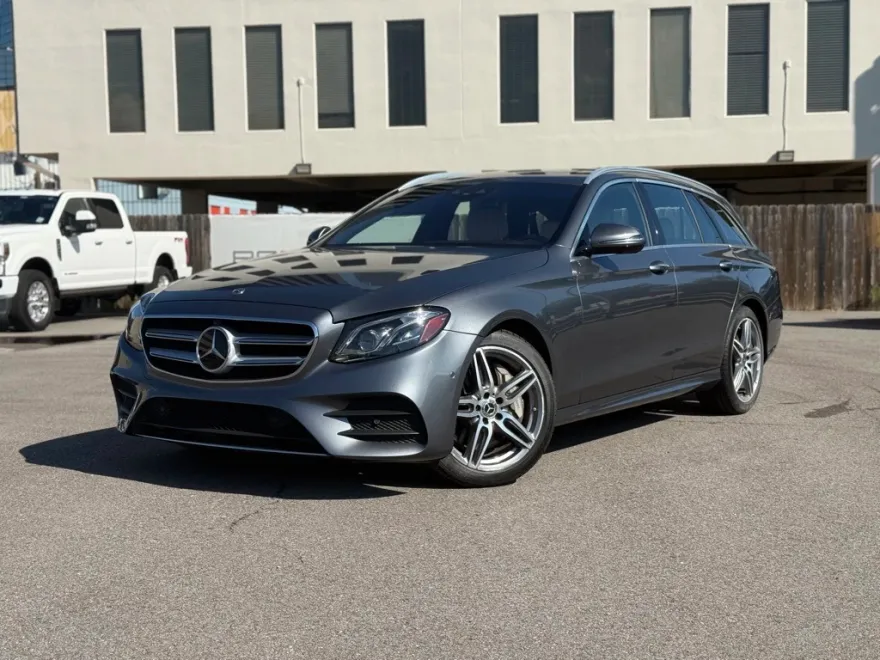 2019 Mercedes Benz E 450 4MATIC photo 1