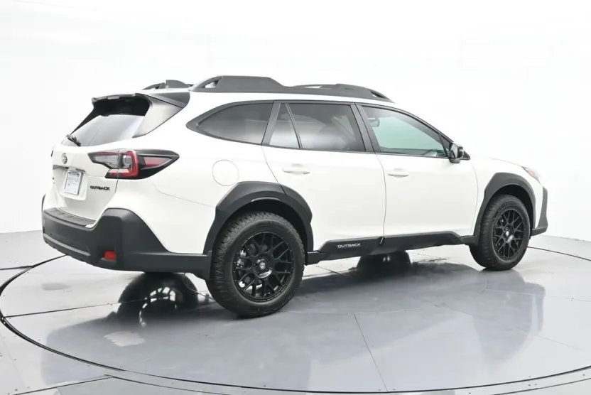2025 Subaru Outback Onyx Edition photo 1