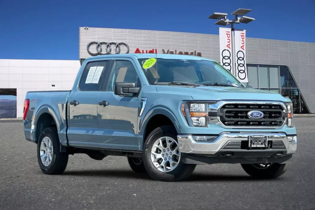 2023 Ford F-150 XLT photo 1