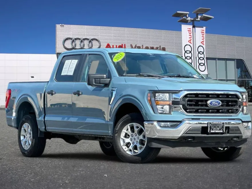 2023 Ford F-150 XLT photo 1