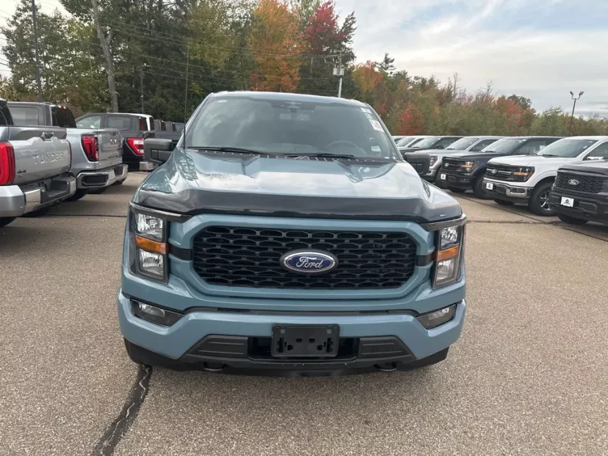 2023 Ford F-150 XL photo 1