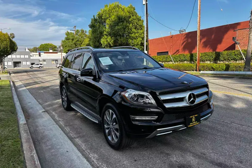 2016 Mercedes Benz GL 450 photo 1