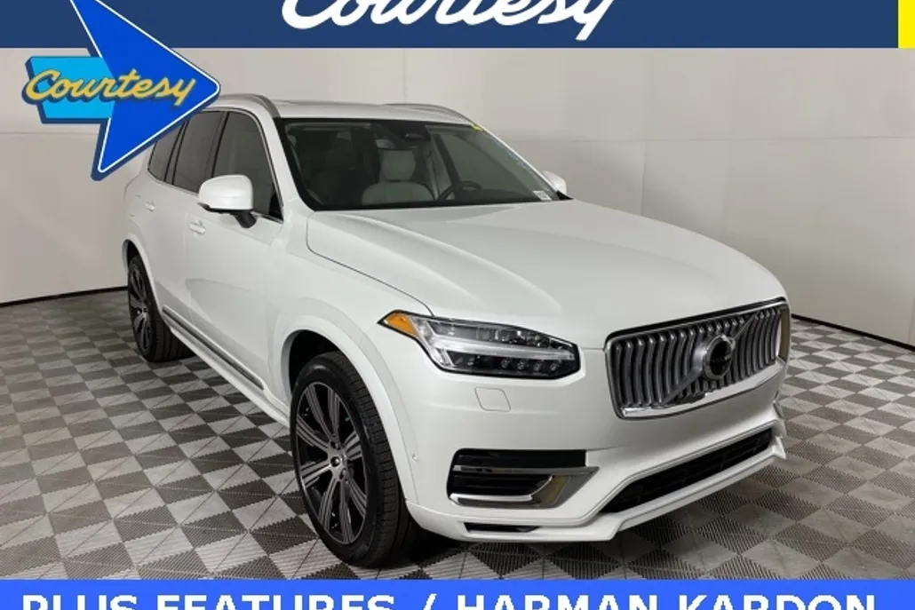 2024 Volvo XC90 Recharge T8 AWD Plus photo 1
