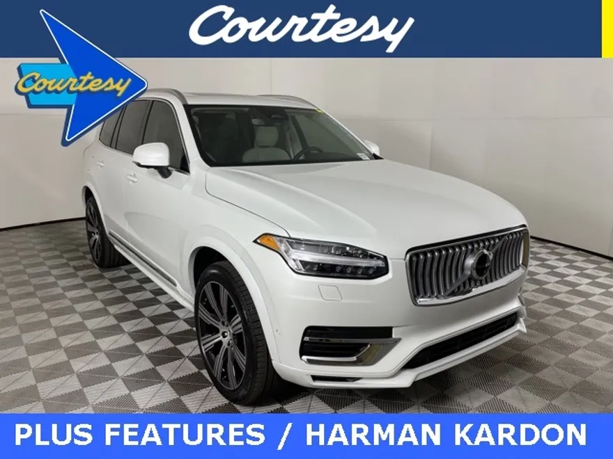 2024 Volvo XC90 Recharge T8 AWD Plus photo 1