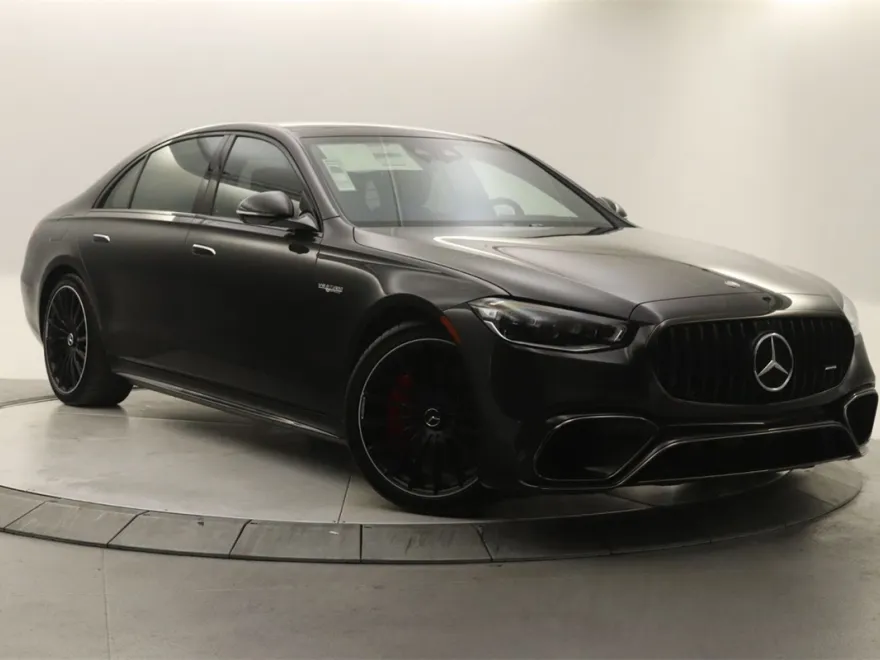 2025 Mercedes Benz S 63 e AMG photo 1