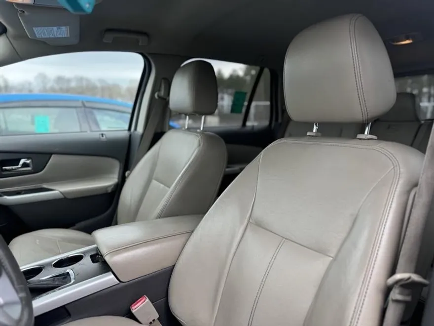 2012 Ford Edge SEL photo 6