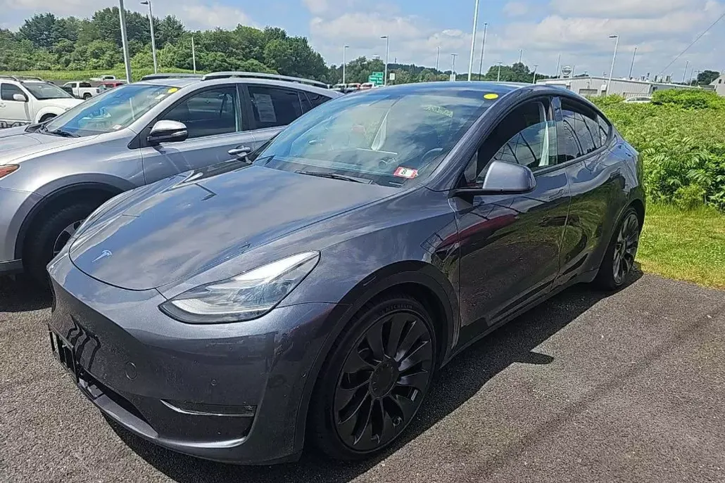 2021 Tesla Model Y Performance photo 1