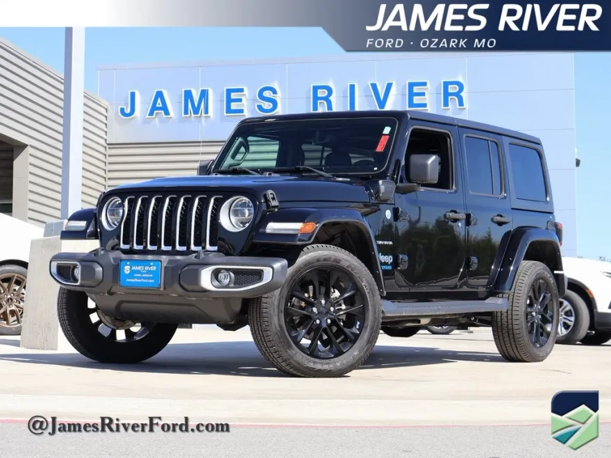 2021 Jeep Wrangler Unlimited Sahara 4xe photo 1