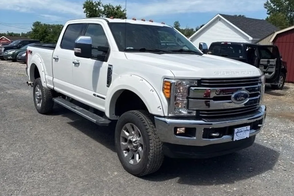 2017 Ford F-350 photo 1