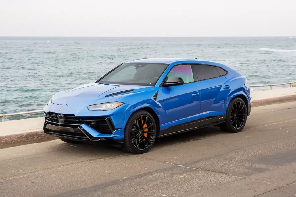 2024 Lamborghini Urus S photo 1