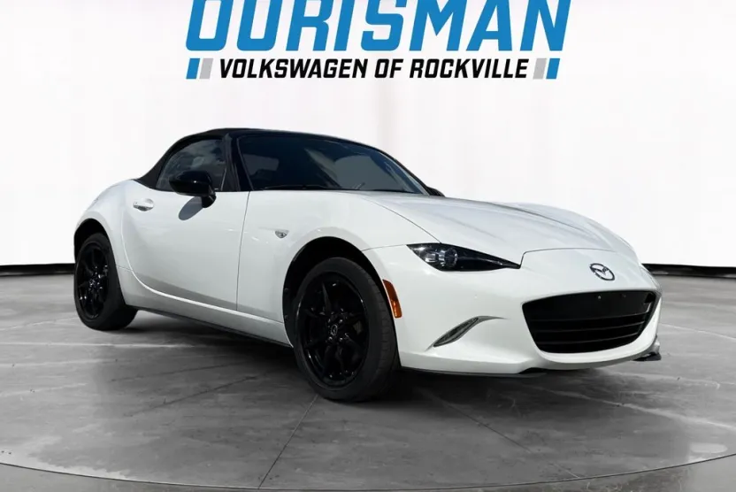 2019 Mazda MX-5 Miata Miata Sport photo 1