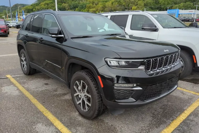 2024 Jeep Grand Cherokee Limited photo 1