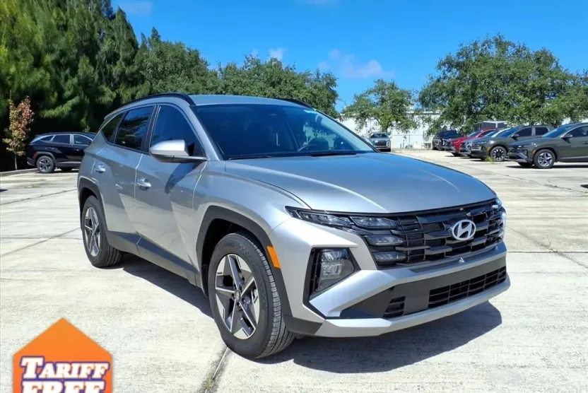 2026 Hyundai Tucson SEL photo 1