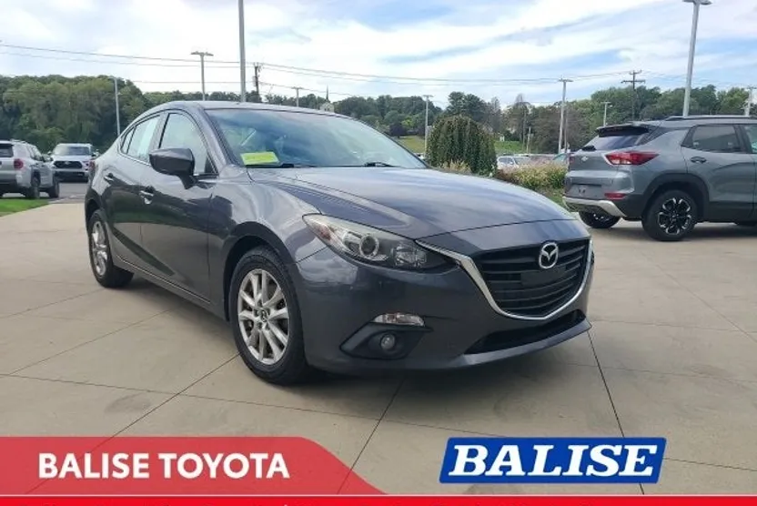 2016 Mazda Mazda3 Touring photo 1