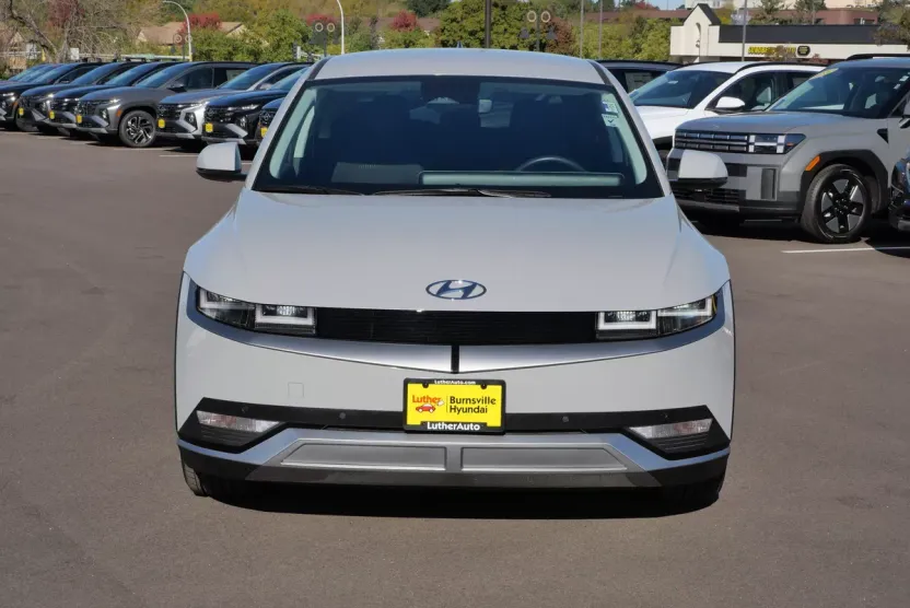 2024 Hyundai Ioniq 5 SEL photo 1