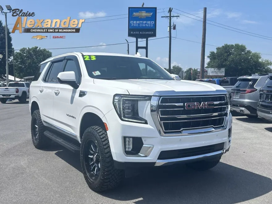 2023 Gmc Yukon SLT photo 1