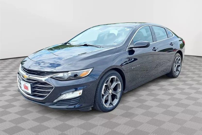 2023 Chevrolet Malibu 1LT photo 1