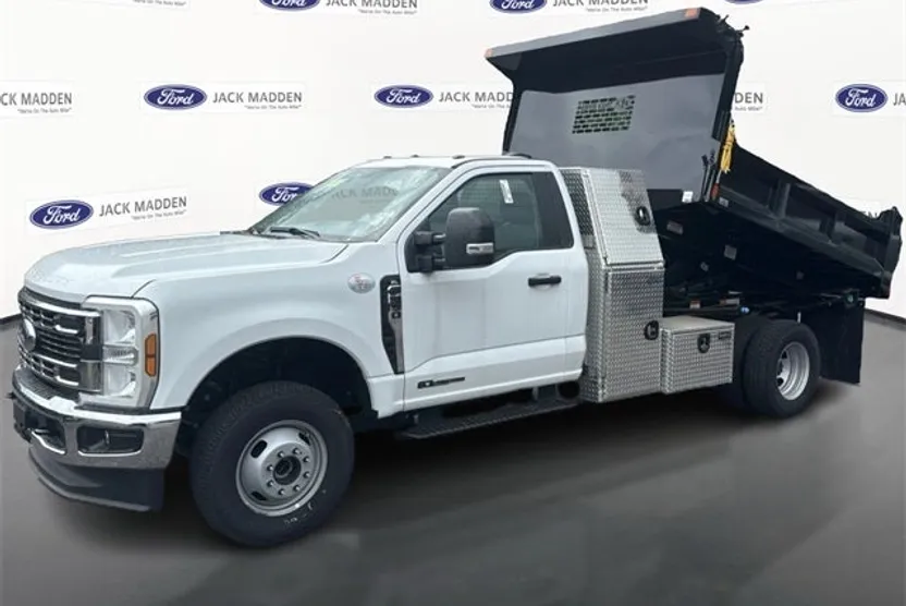 2024 Ford F-350 XL photo 1