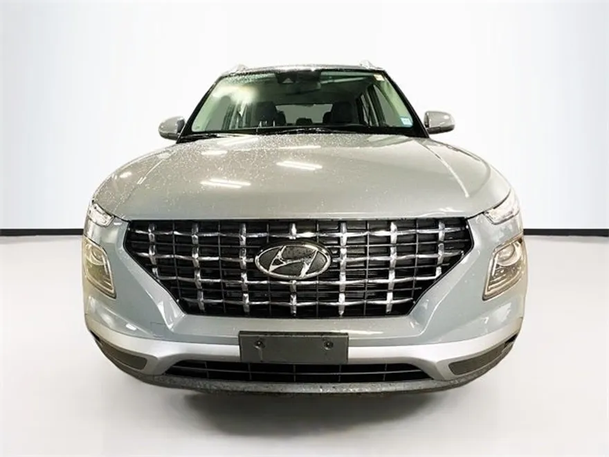 2022 Hyundai Venue SEL Limited photo 1