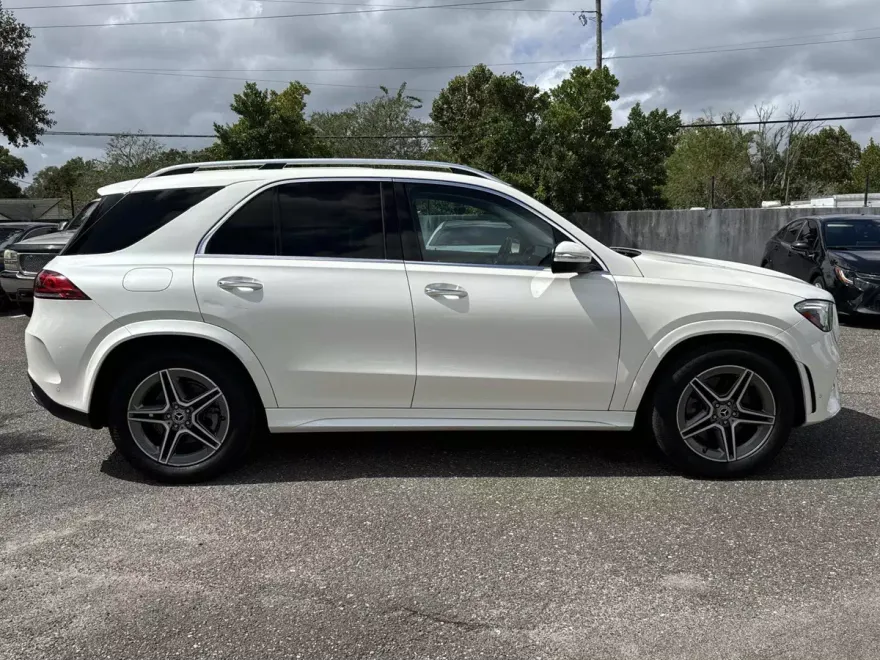 2022 Mercedes Benz GLE 450 4MATIC photo 1