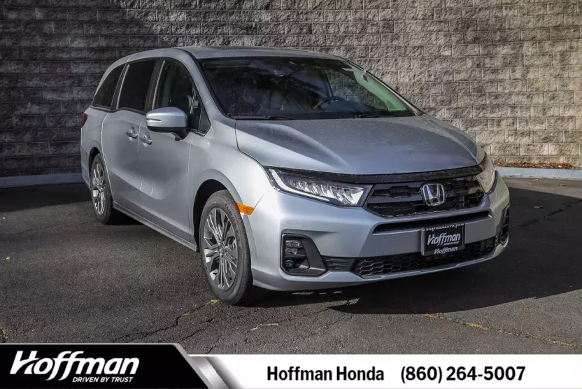2025 Honda Odyssey Touring photo 1