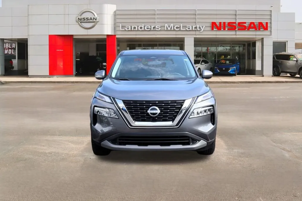 2023 Nissan Rogue SV photo 1