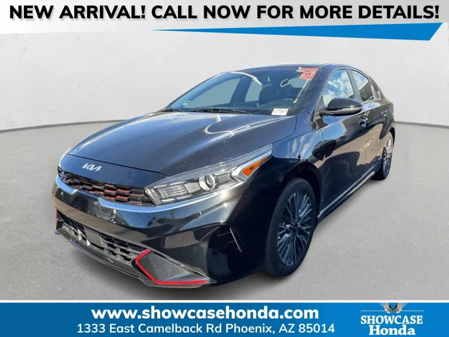 2023 Kia Forte GT-Line photo 1