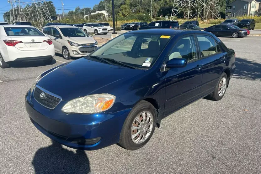 2008 Toyota Corolla LE photo 1