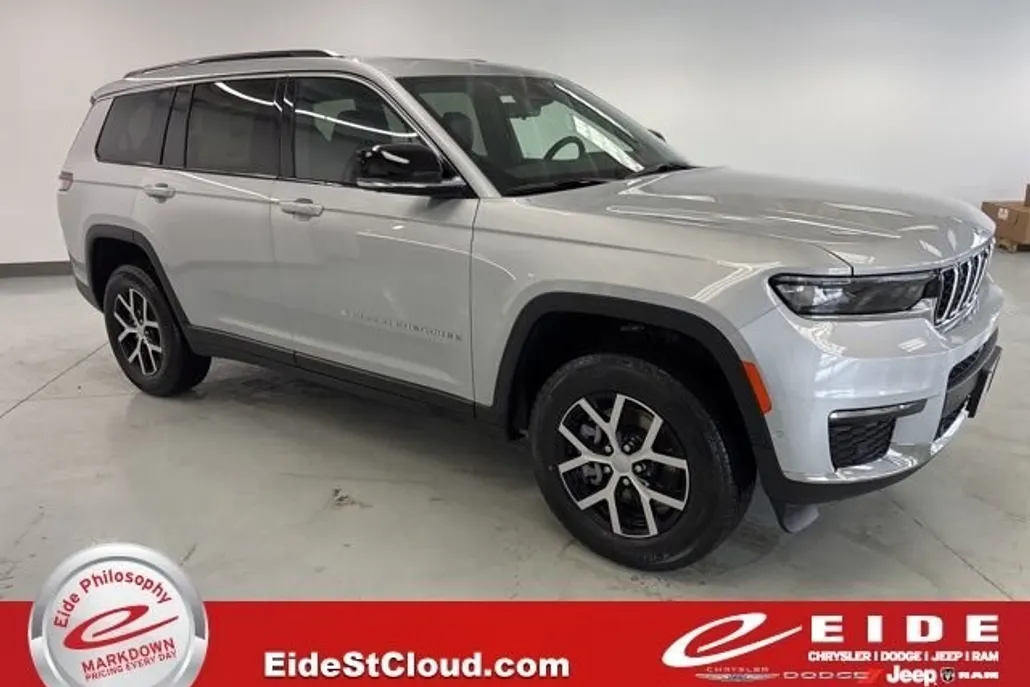 2025 Jeep Grand Cherokee Limited photo 1
