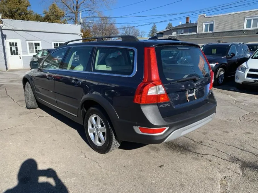 2010 Volvo XC70 photo 6