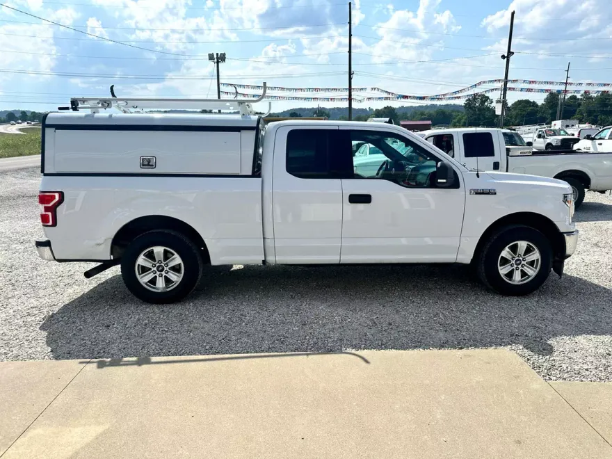 2019 Ford F-150 XLT photo 1