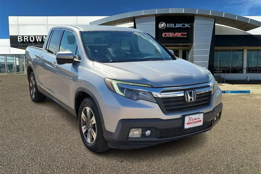 2017 Honda Ridgeline RTL-T photo 1
