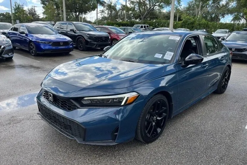 2025 Honda Civic Sport photo 1