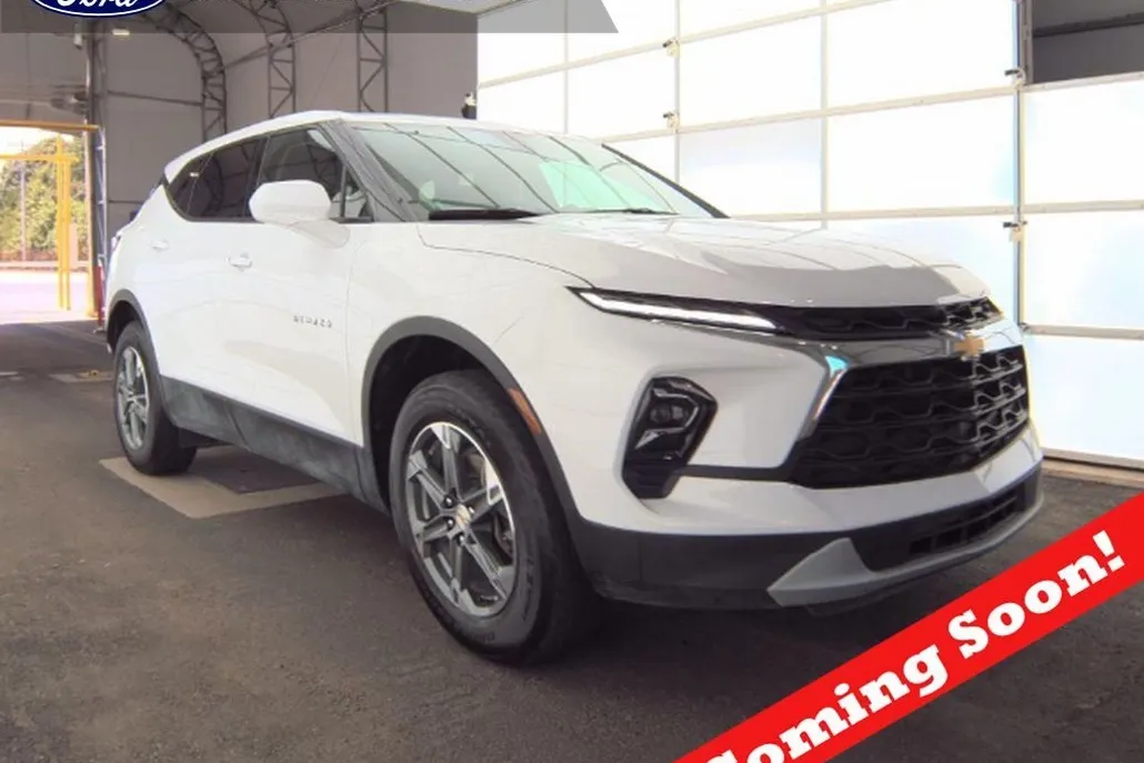 2023 Chevrolet Blazer 2LT photo 1