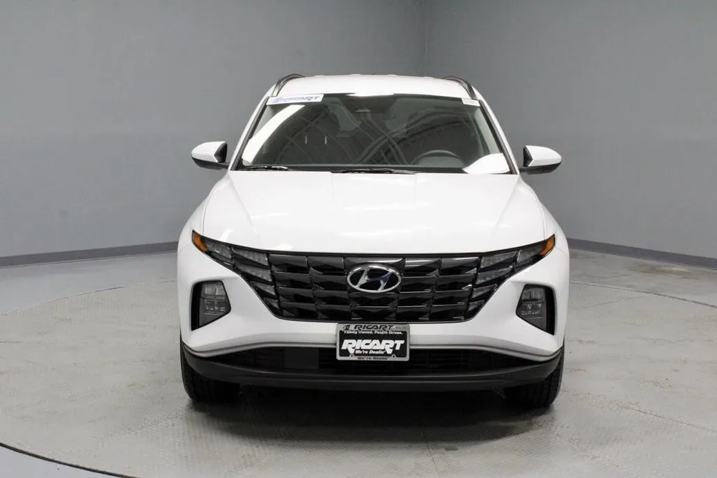 2024 Hyundai Tucson SEL photo 1