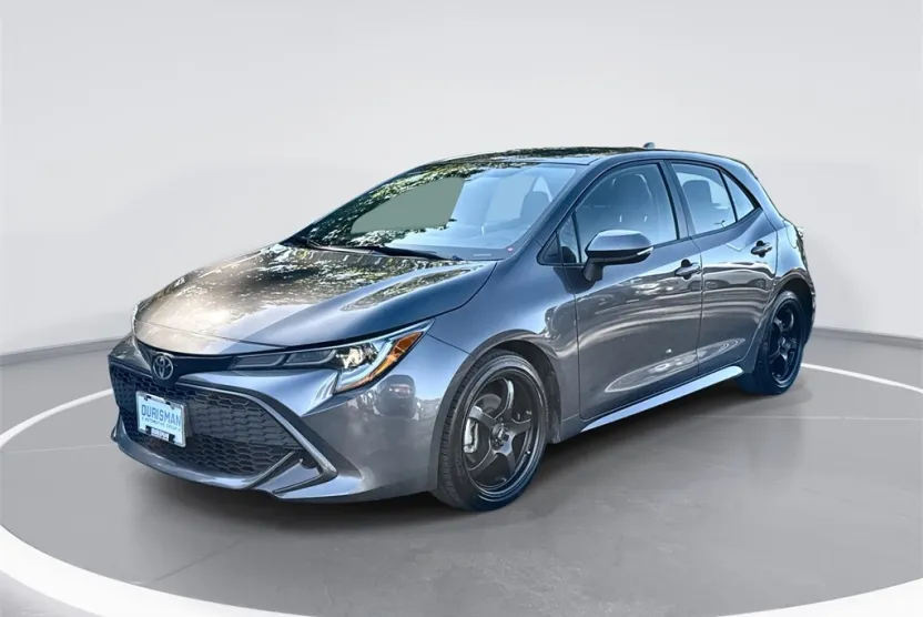 2022 Toyota Corolla SE photo 1