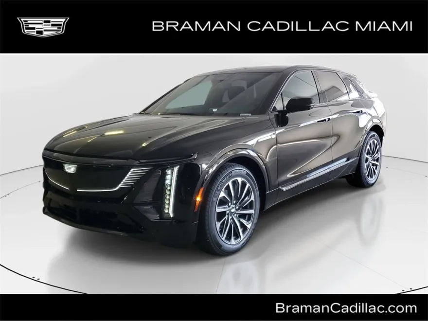 2025 Cadillac Lyriq Sport photo 1