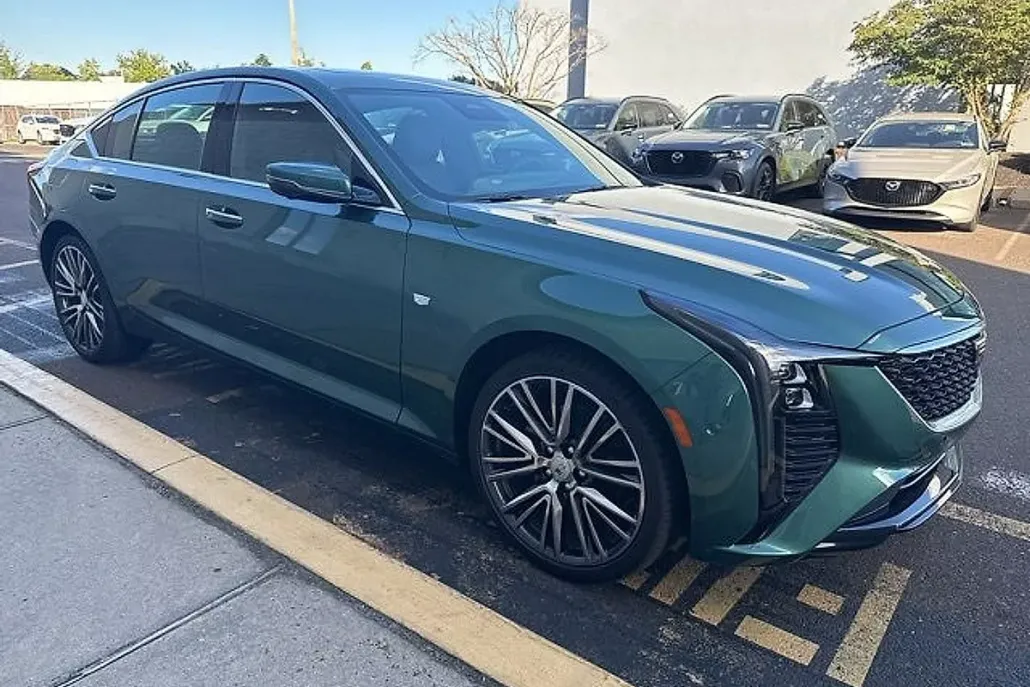 2025 Cadillac CT5 Premium Luxury photo 1
