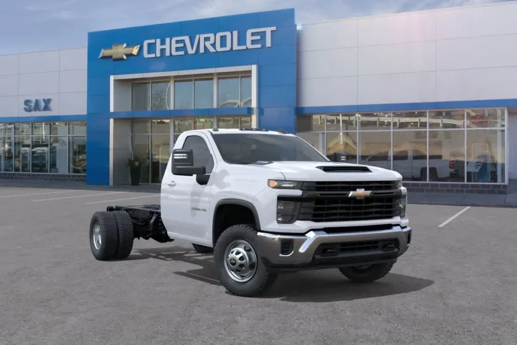 2025 Chevrolet Silverado 3500HD Work Truck photo 1