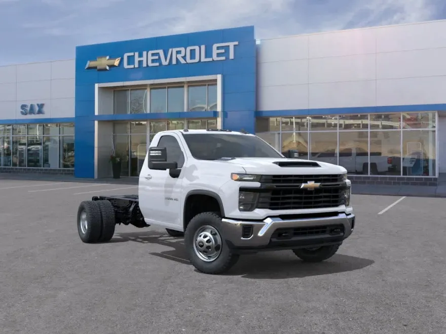 2025 Chevrolet Silverado 3500HD Work Truck photo 1