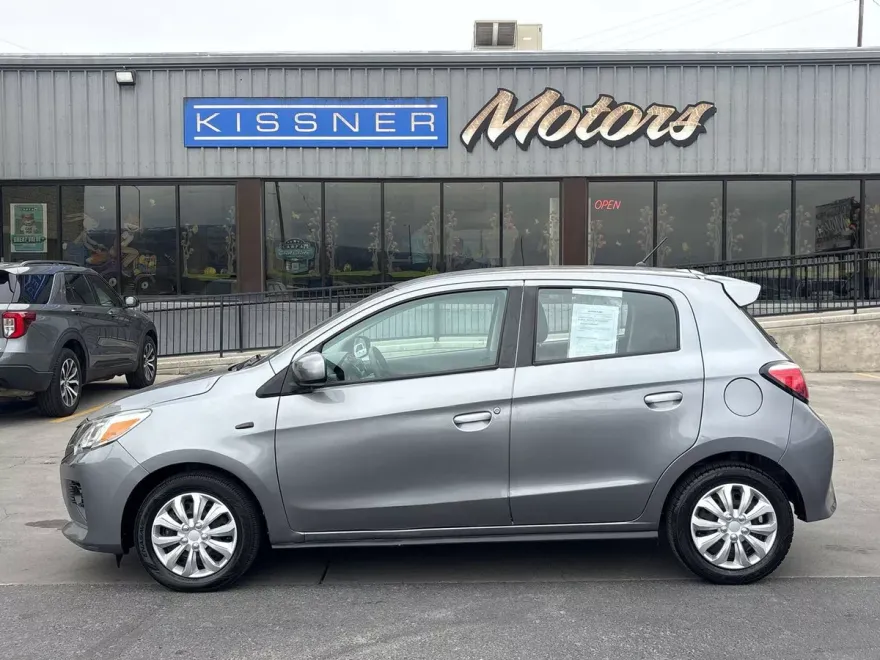 2021 Mitsubishi Mirage ES photo 1