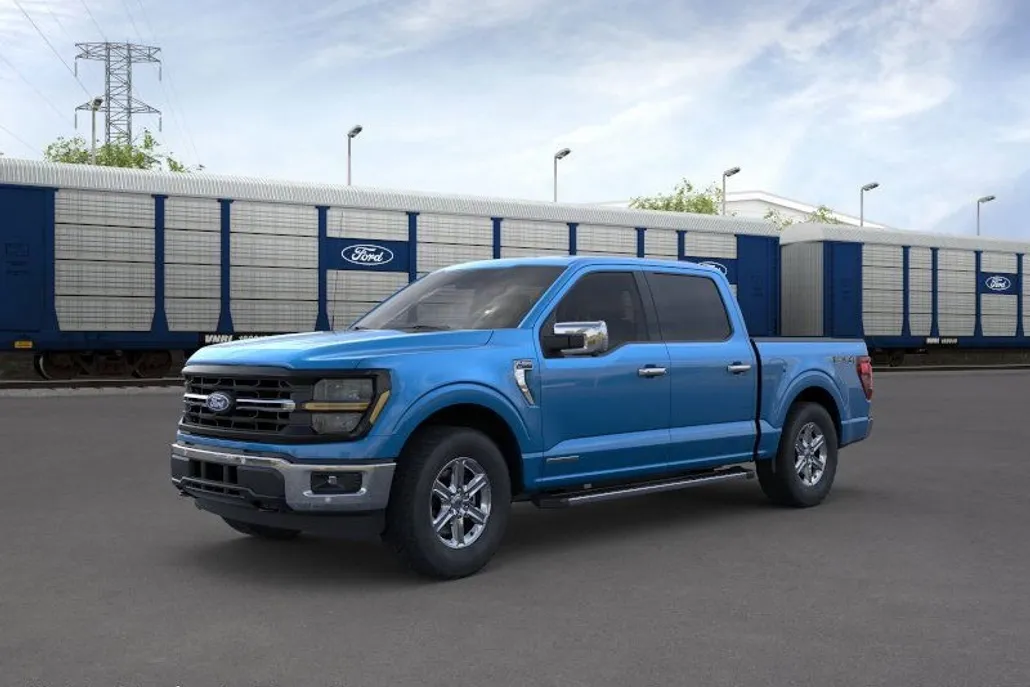 2025 Ford F-150 XLT photo 1