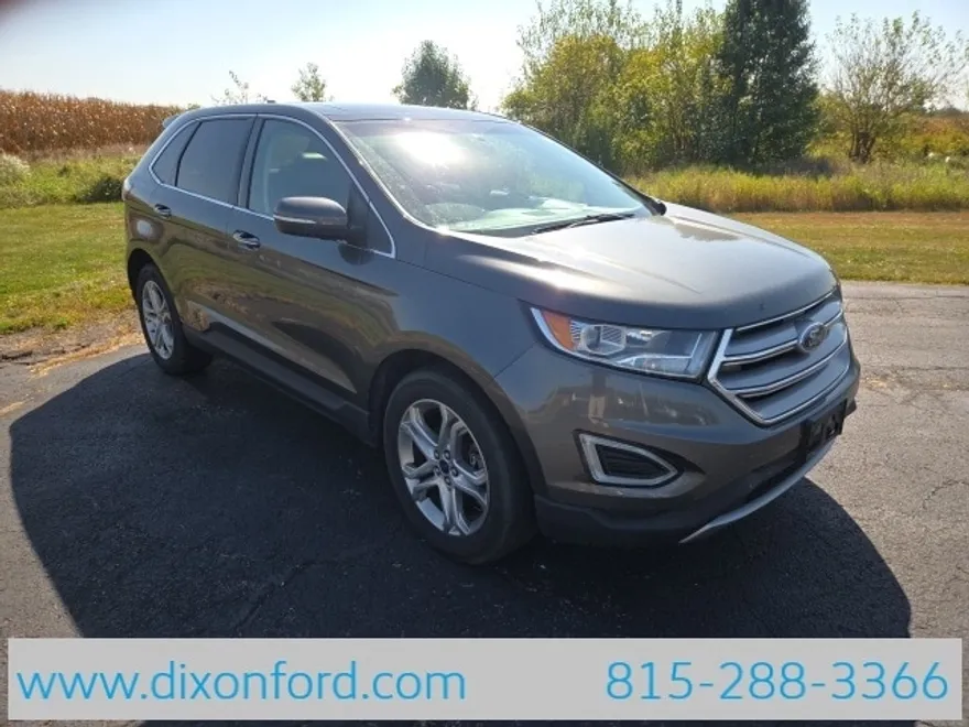 2017 Ford Edge Titanium photo 1