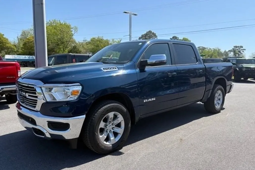 2023 Ram 1500 Laramie photo 1